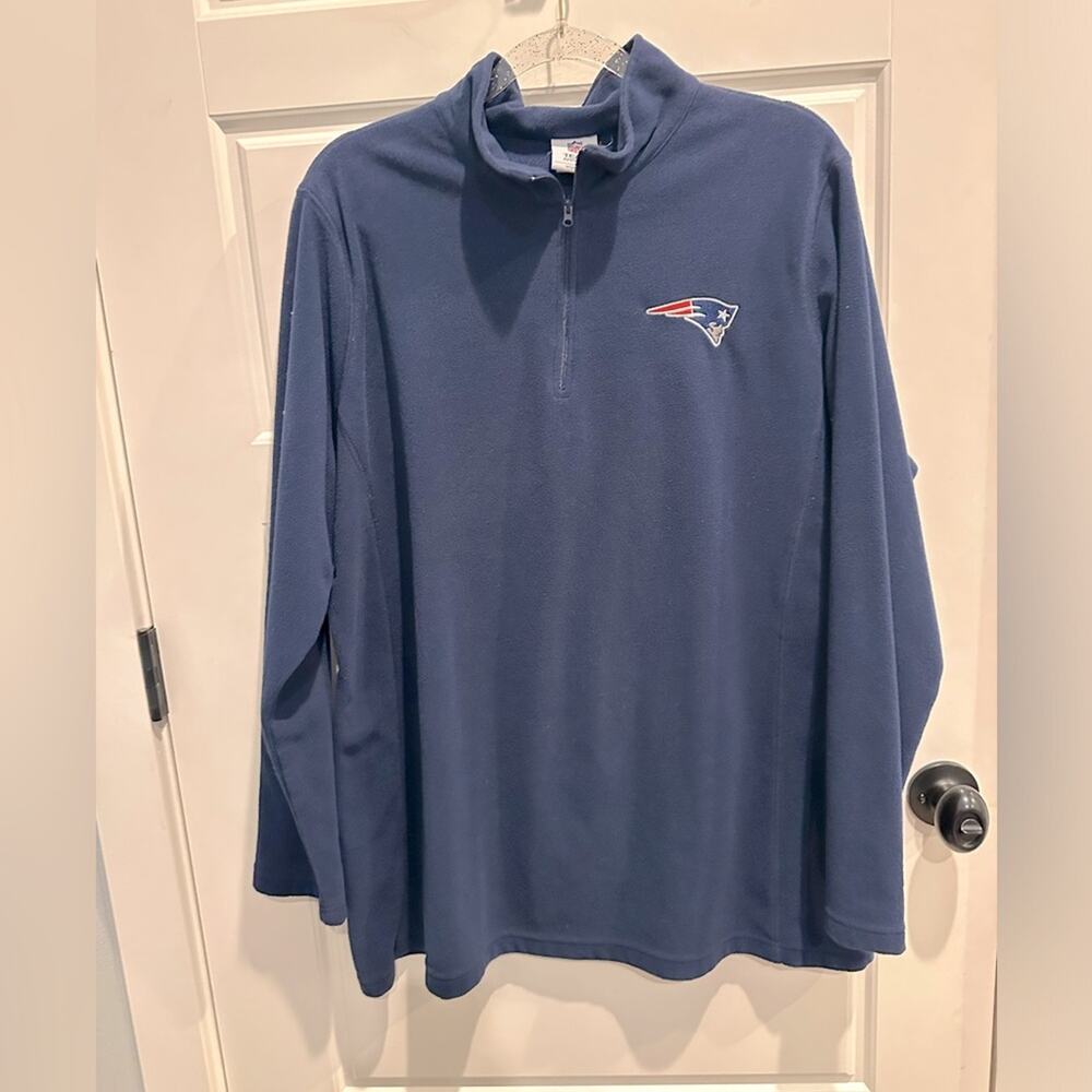 NFL New England Patriots Football Half Zip Fleece Long Sleeve Pullover Shirt
